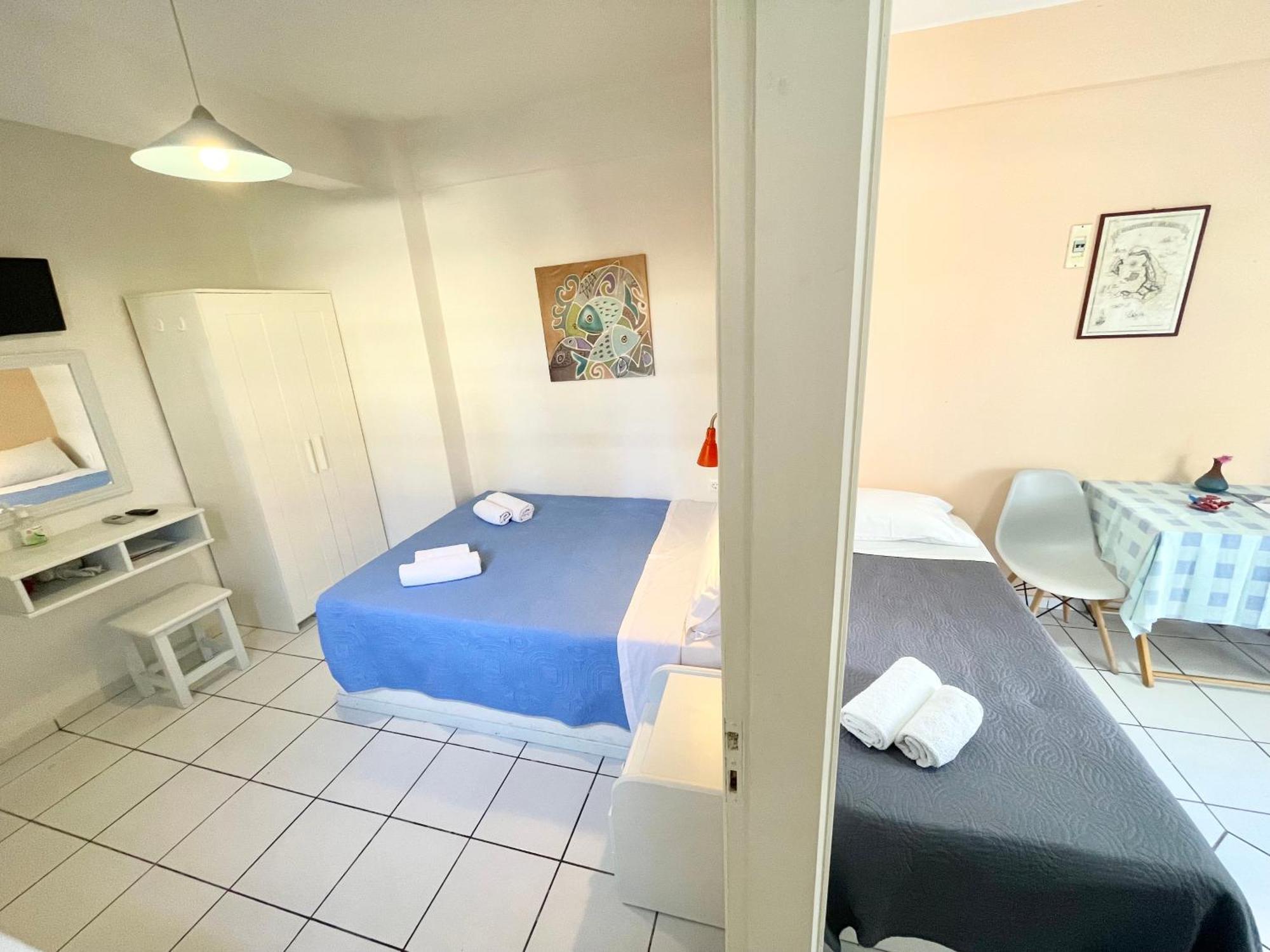 Asterias Mini Coastal Apartments Perivolos  Ngoại thất bức ảnh