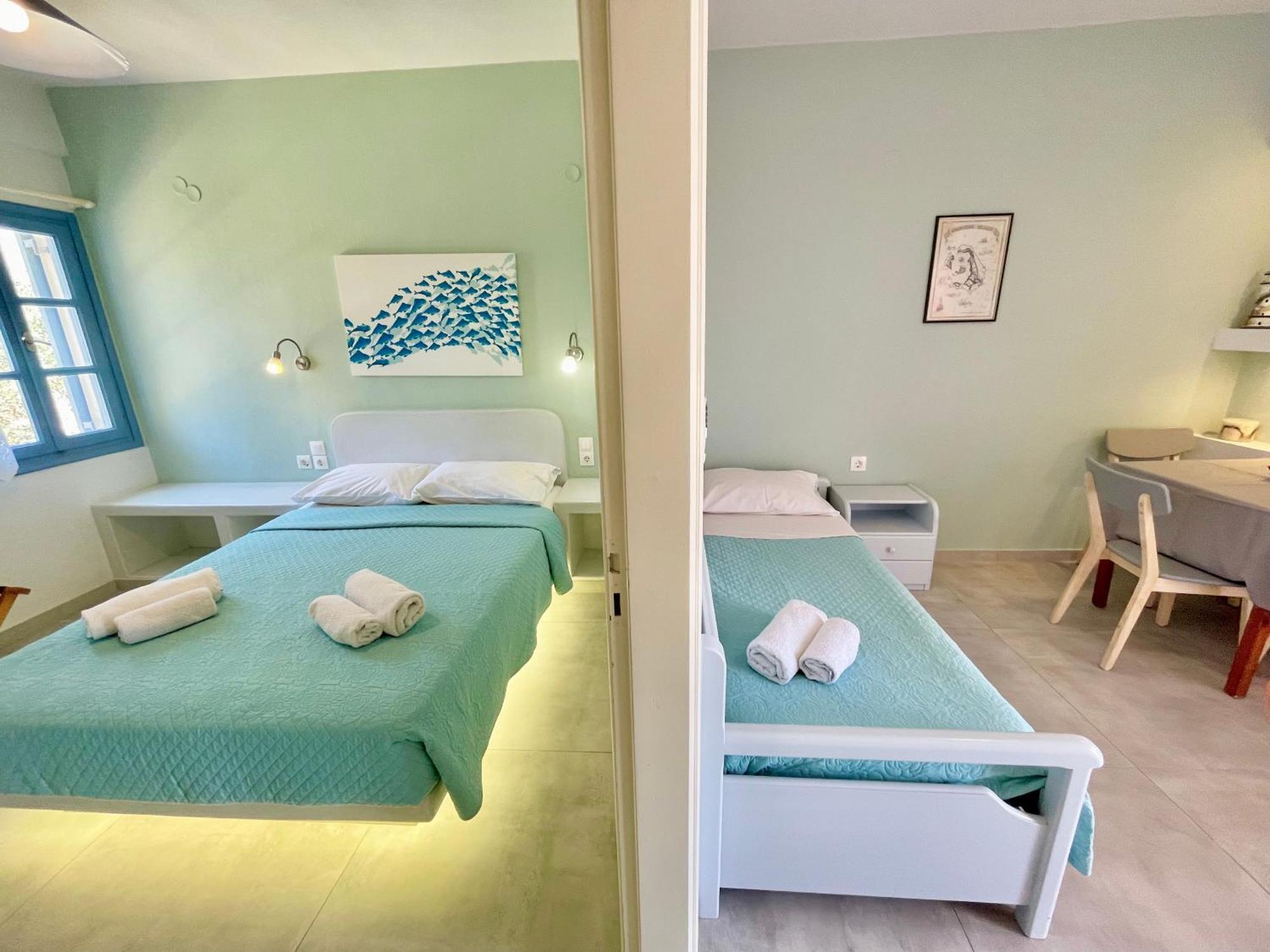 Asterias Mini Coastal Apartments Perivolos  Ngoại thất bức ảnh
