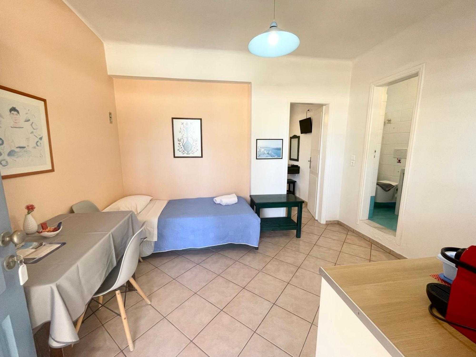 Asterias Mini Coastal Apartments Perivolos  Ngoại thất bức ảnh